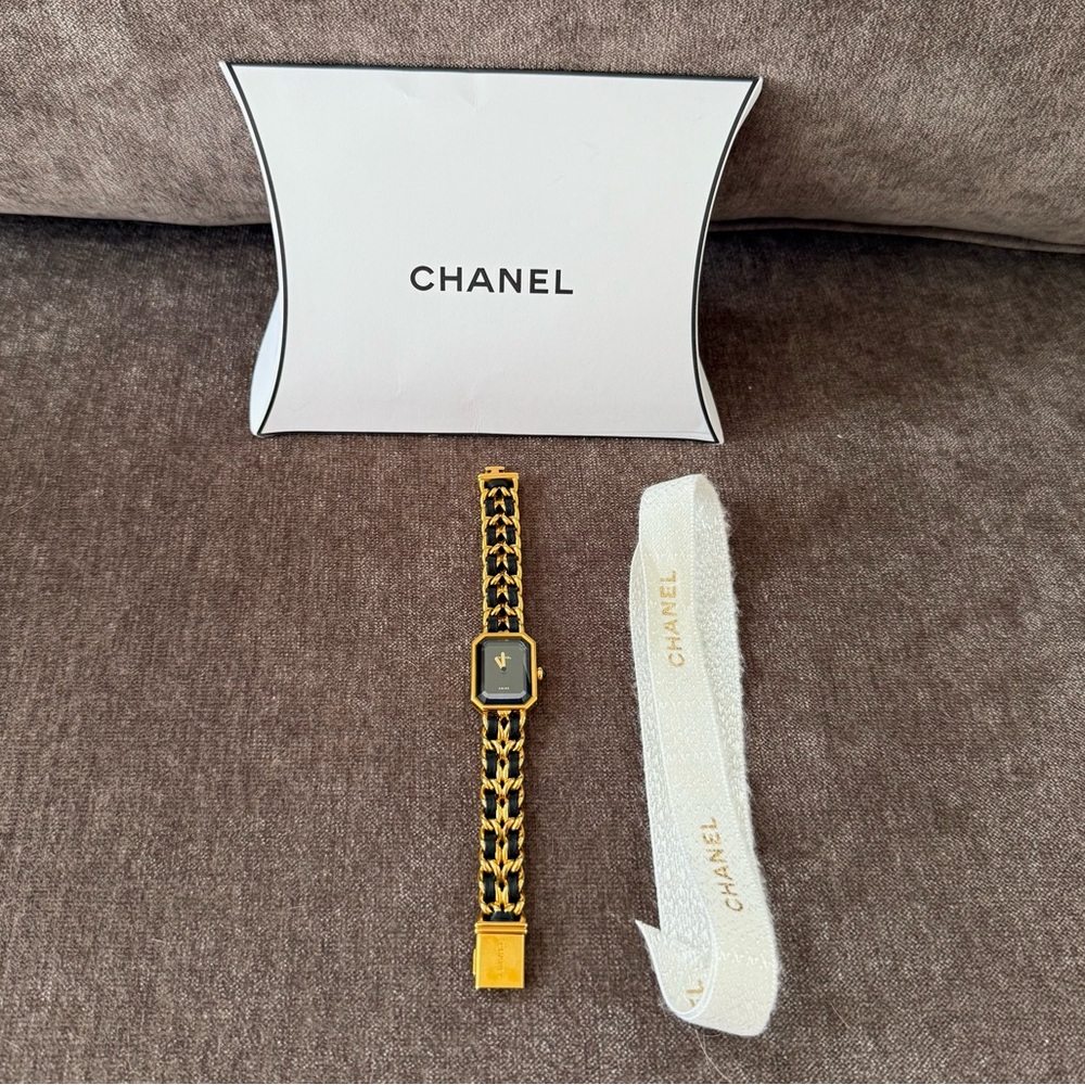 Authentic CHANEL Premiere watch size Medium M gold and black leather bracelet - Picture 3 of 16